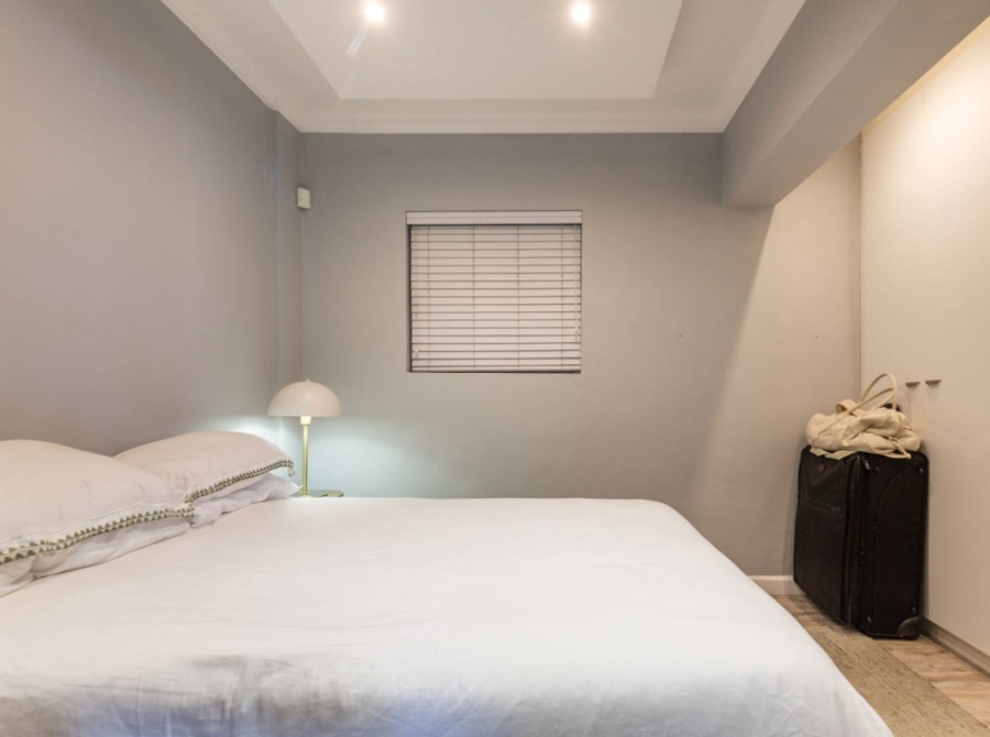 3 Bedroom Property for Sale in Sea Point Western Cape